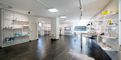 Händler - PLZ 8200 (Österreich) - Unser Showroom in Graz-Andritz. -  technomed Service, Planung, Handel mit medizinischen, technischen Geräten und Anlagen Gesellschaft