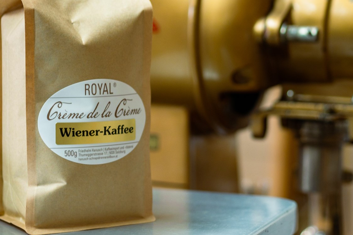 Unternehmen: Unsere Royal Kaffeemischungen 
Hochland
Espresso
Wiener
Frühstück - Destillerie & Kaffeerösterei Hanusch