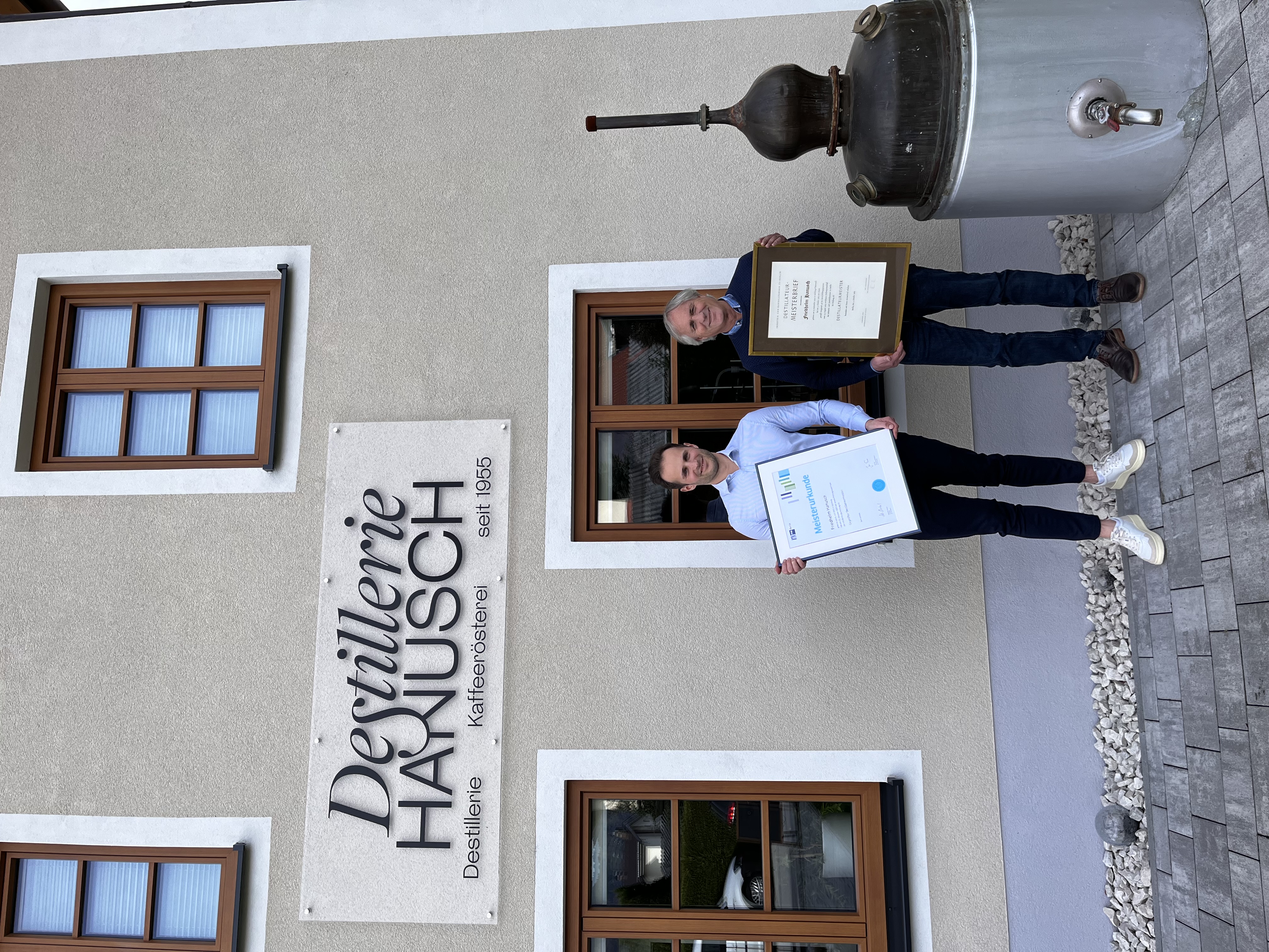 Unternehmen: Schnapsladen in der Thumegger Straße 17, 5020 Salzburg - Destillerie & Kaffeerösterei Hanusch