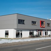 Unternehmen - Geschäftsgebäude Fritzmobile e. U. in Weng im Innkreis - Fritzmobile GmbH