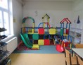 Unternehmen: unser beliebter Kinderspielplatz indoor - leider jetzt verwaist! - schuhschuh Köck Handelsgesellschaft mbH