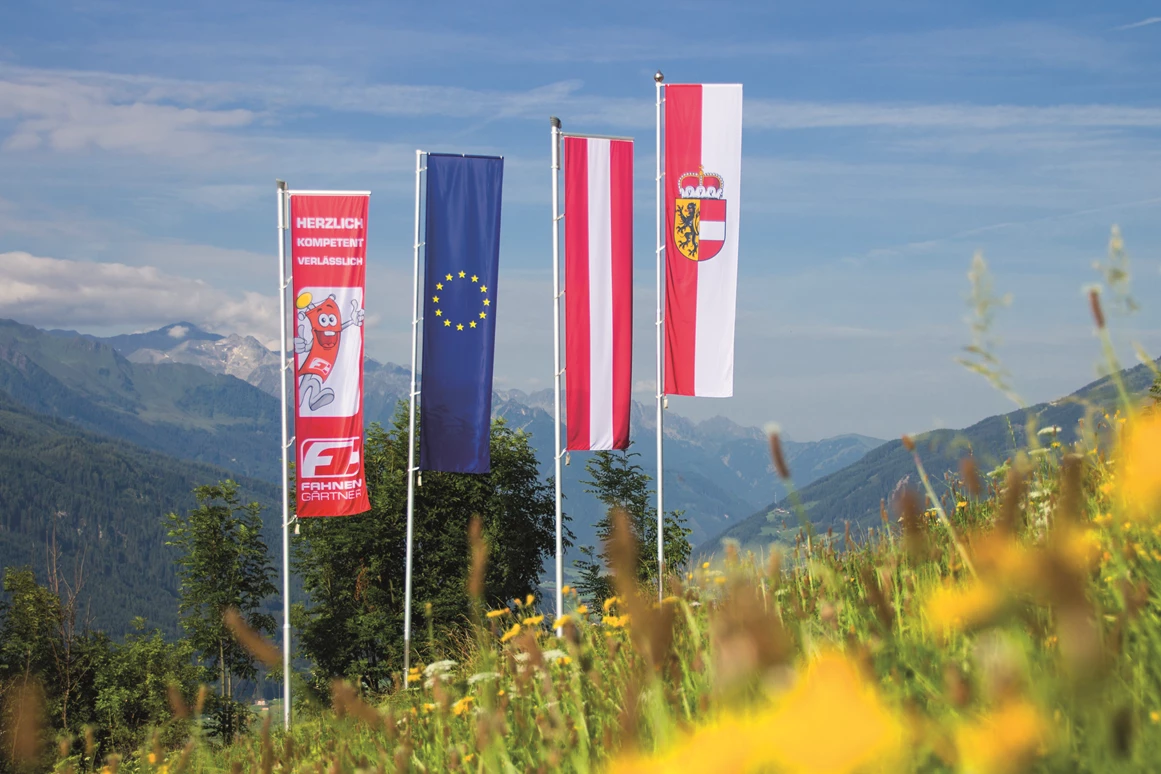 Unternehmen: Flagge zeigen - Zeichen setzen !  - Fahnen-Gärtner GmbH