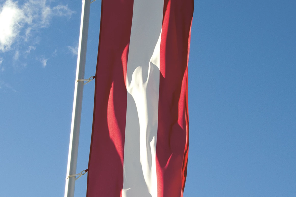 Unternehmen: Österreich- Fahne  - Fahnen-Gärtner GmbH