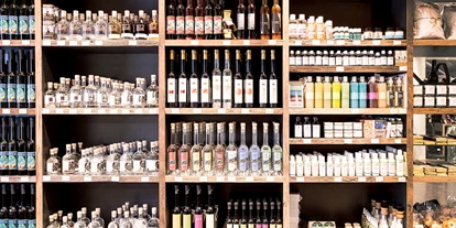 Händler - PLZ 5753 (Österreich) - bester Wein von österreichs Weinbauern, Bier von Brauereien aus der Region und hochwertigste Edelbrände und Liköre gibt es ebenfalls bei Heimatgold  - Heimatgold Zell am See