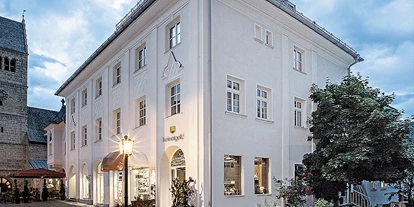 Händler - PLZ 5753 (Österreich) - Heimatgold Zell am See - Bahnhofstraße 1 - 5700 Zell am See - 03687 22 505 500 - zellamsee@heimatgold.at - www.heimatgold.at - Heimatgold Zell am See