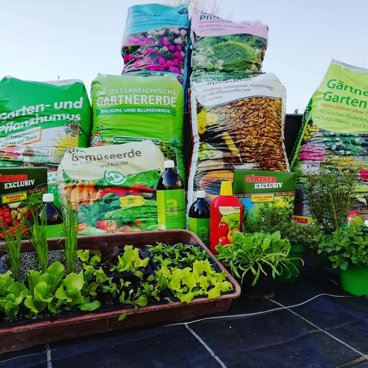 Gärtnerei Harasek  Produkt-Beispiele Erden, Dünger, Pflanzenhilfsmittel