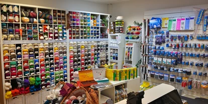 Händler - PLZ 1230 (Österreich) - Geschäftsraum 1 von 2 - Phönix Handarbeitsboutique e.U.