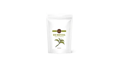 Händler - Feldkirchen bei Graz - Unser Bio Matcha Latte Mix lässt sich herrlich einfach, die köstlichsten Variationen dieses Getränks auch zu Hause herstellen.
2 Kaffeelöffel mit 0,3l einer heißen Milch Deiner Wahl aufgießen, umrühren und fertig. Schmeckt auch großartig als Kaltgetränk oder pepp einfach Deinen Smoothie mit etwas grüner Power auf. - Barista’s Kaffee