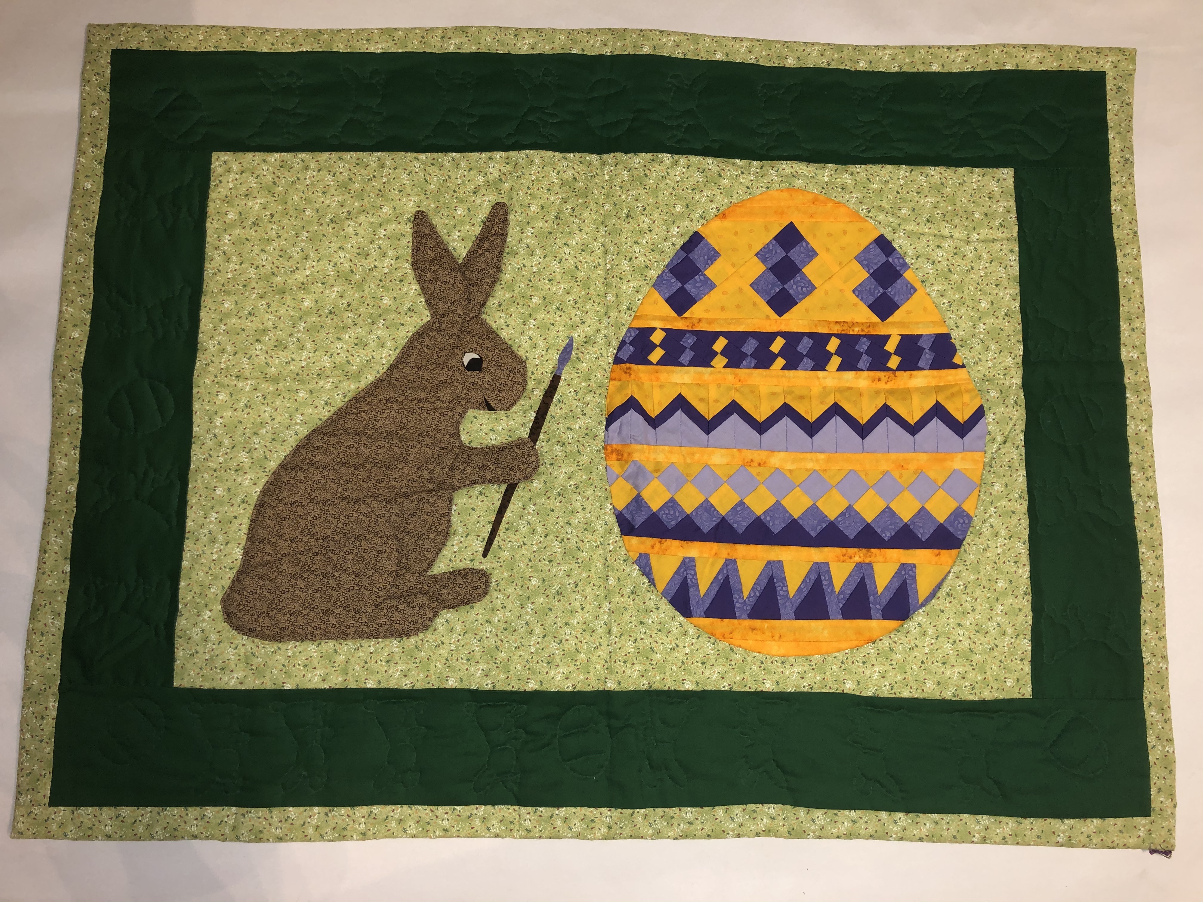 dreams4knit Produkt-Beispiele Patchworkquilt FLEISSIGES OSTERHASI