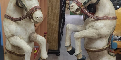 Händler - Bezirk Bregenz - Figuren aus Holz, Antiquitäten - Vitanova Schlafsysteme