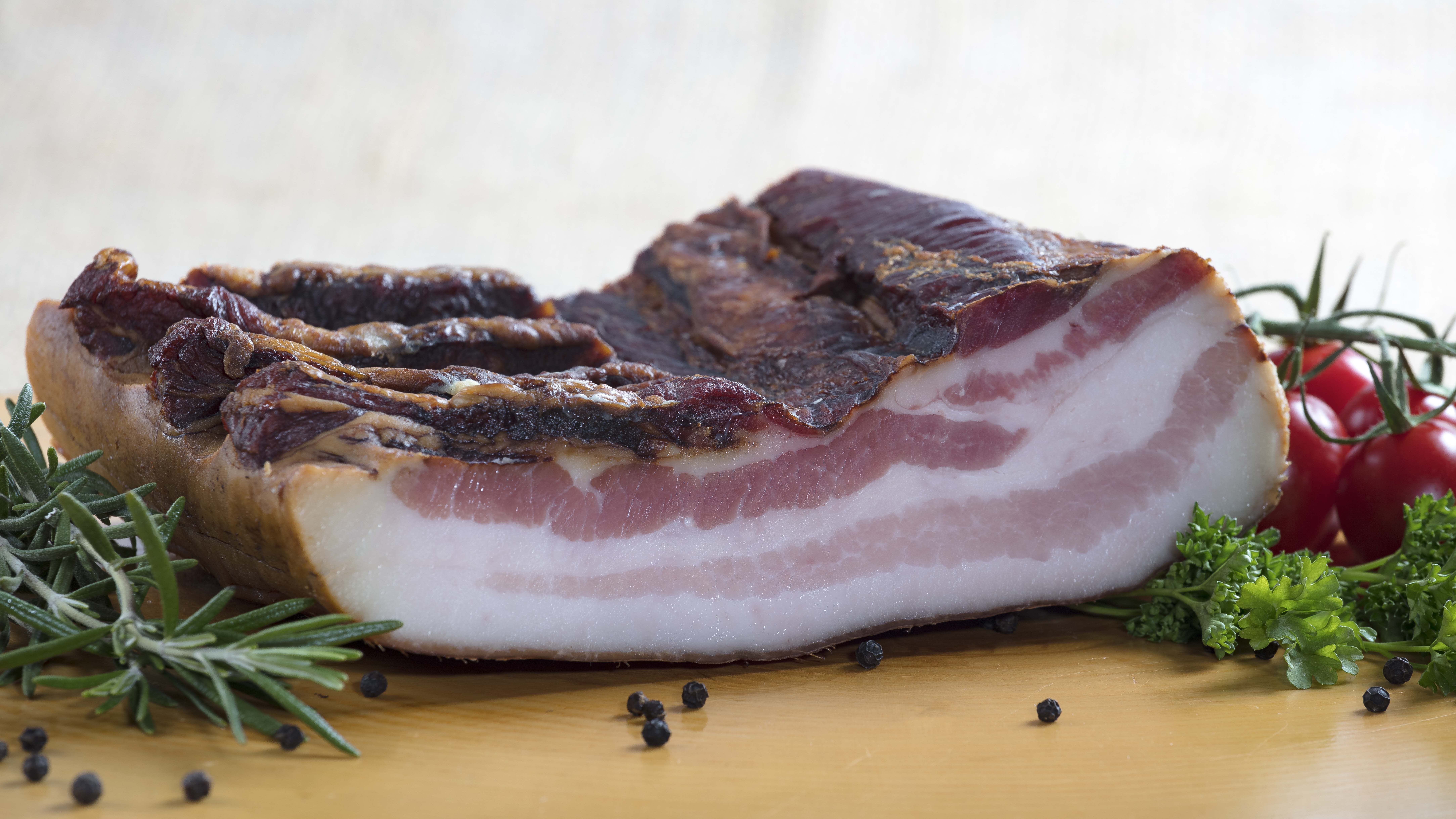 Feichti´s Bauernspeck GmbH. Produkt-Beispiele Bauch