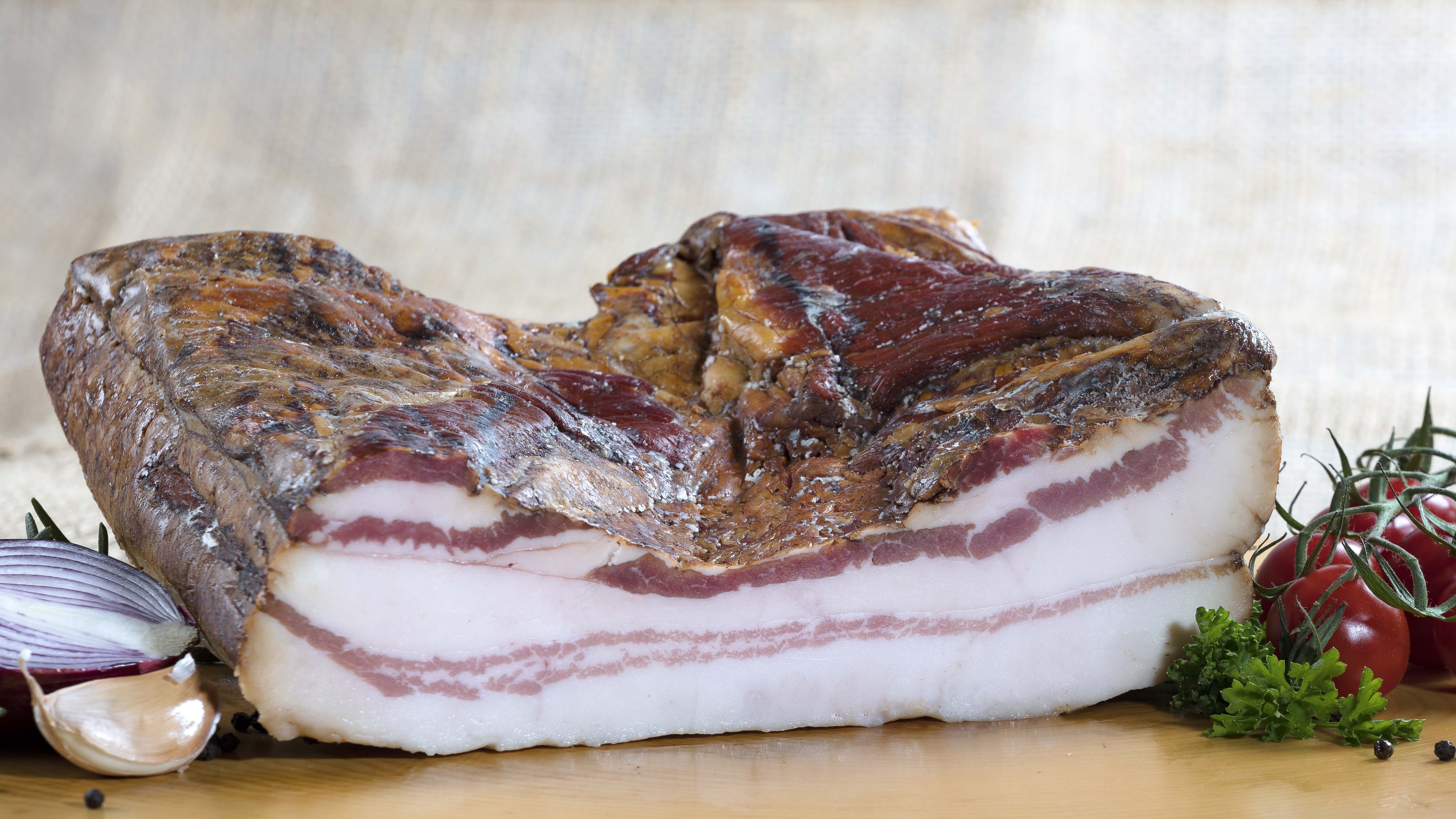 Feichti´s Bauernspeck GmbH. Produkt-Beispiele Mangalitza Bauch