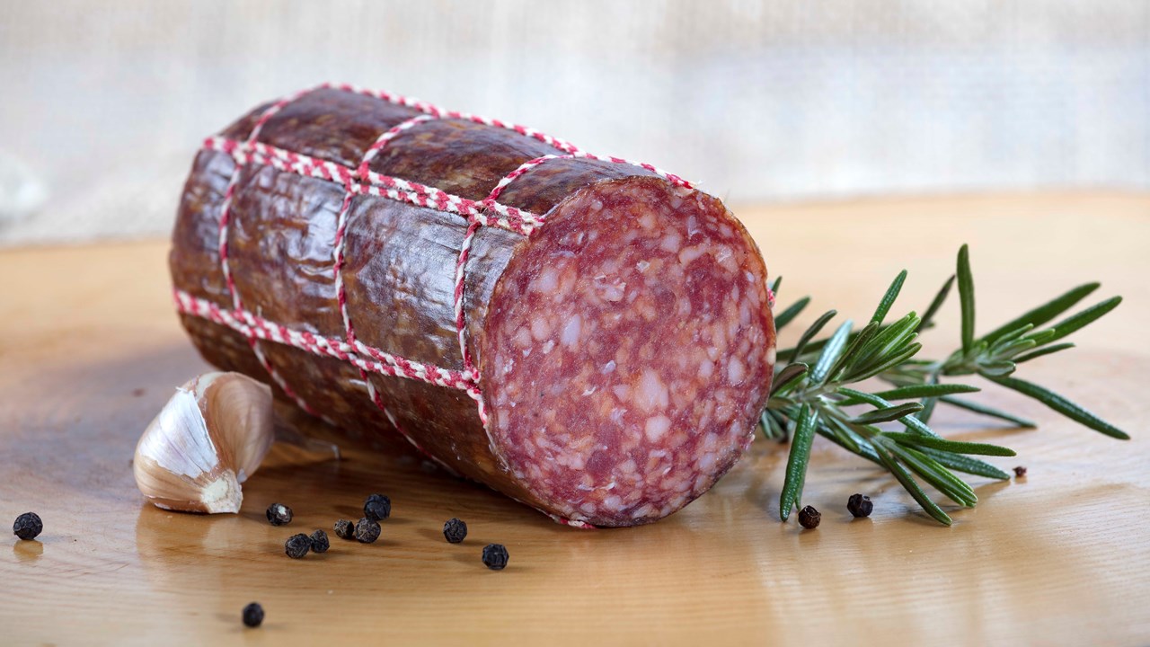 Feichti´s Bauernspeck GmbH. Produkt-Beispiele Mangalitza Salami