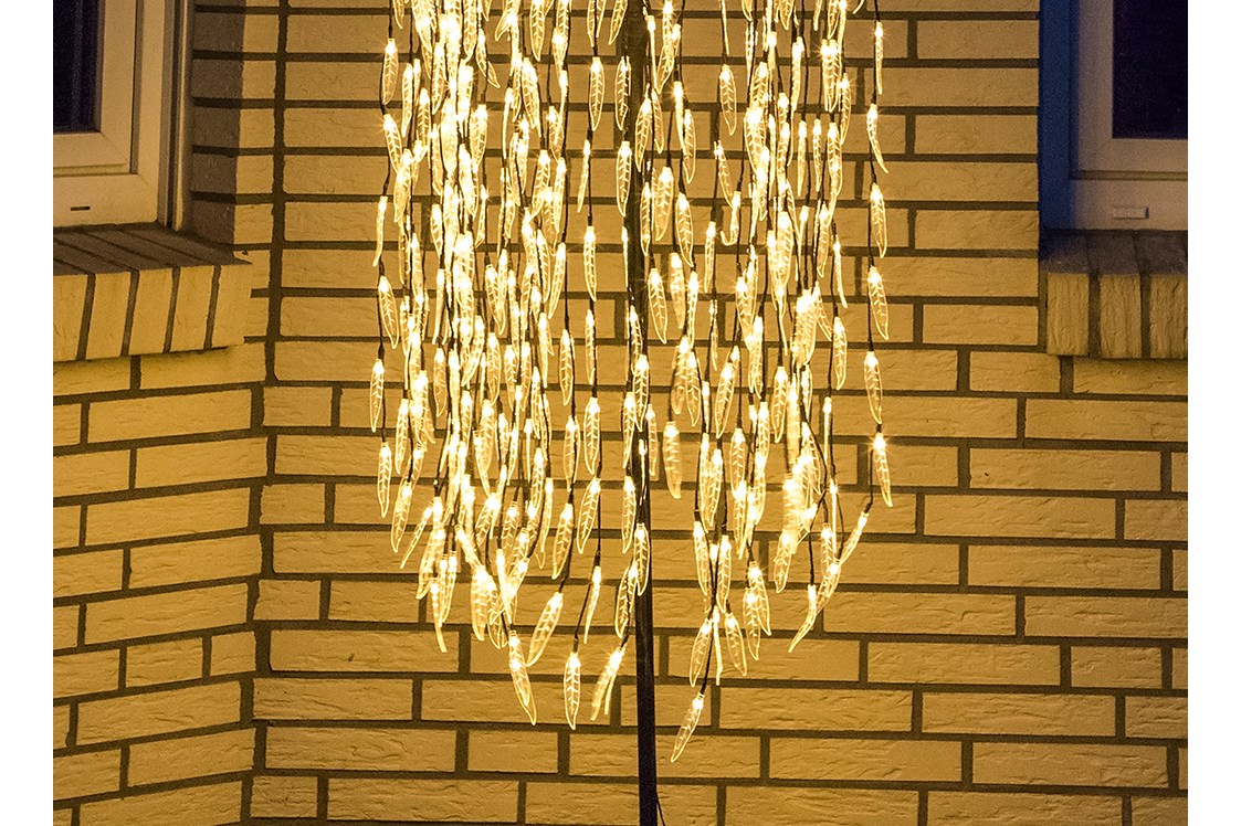 Unternehmen: Trauerweide mit 400 warmweißen LED 180 cm - Weihnachtsdiskont