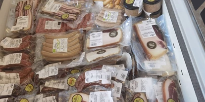 Händler - Klagenfurt - ErdenGold Bio Lebensmittel Geschäft mit Bedienung und Feinkost in der 
Ferdinand Wedenig Strasse 4, 9073 Viktring Klagenfurt
MO-FR 08:00-18:00
SA 08:00-14:00 - ErdenGold KG