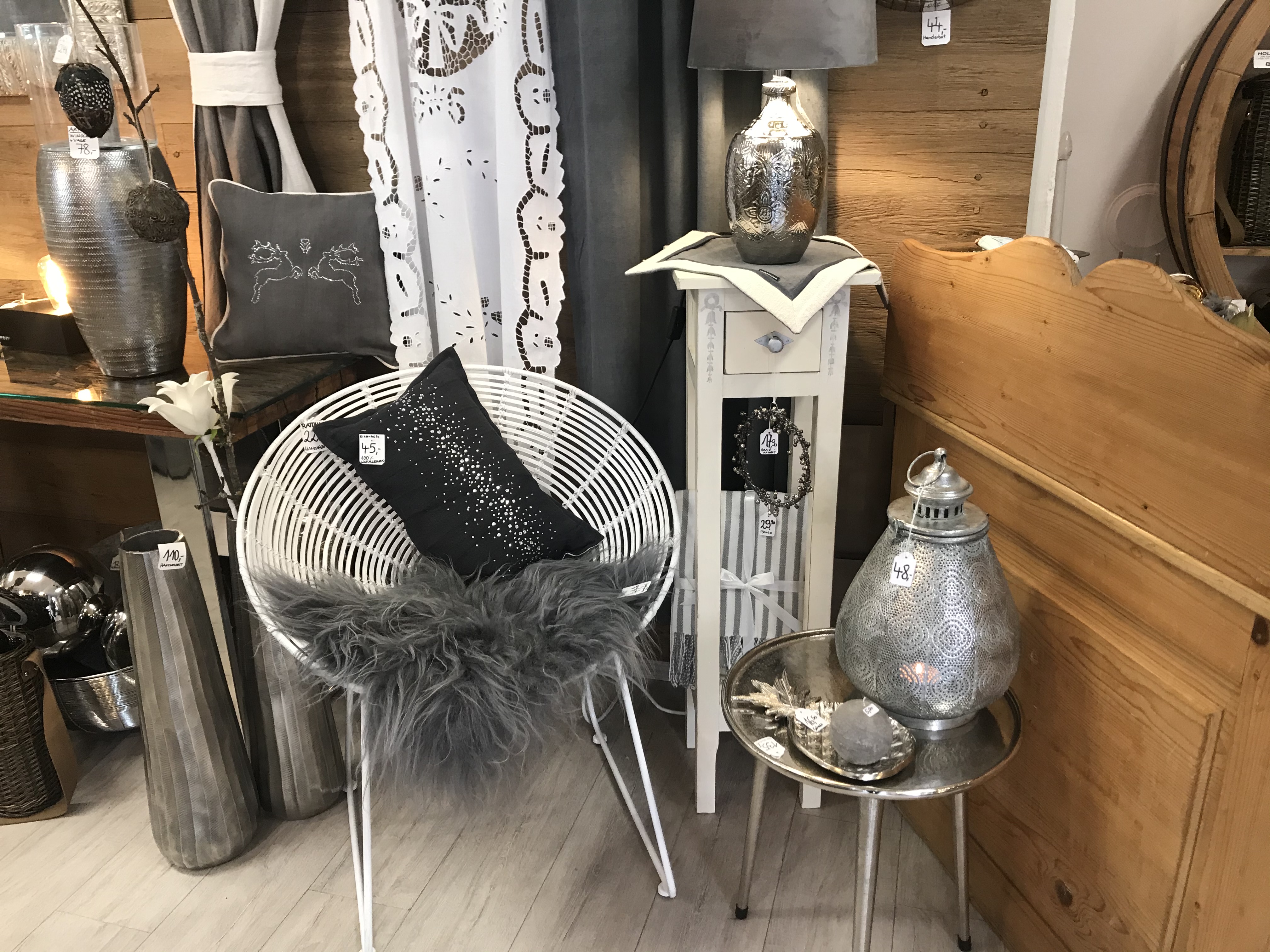 Händler - PLZ 5081 (Österreich) - WOHNfühlen Elisabeth Wieder-Enderle