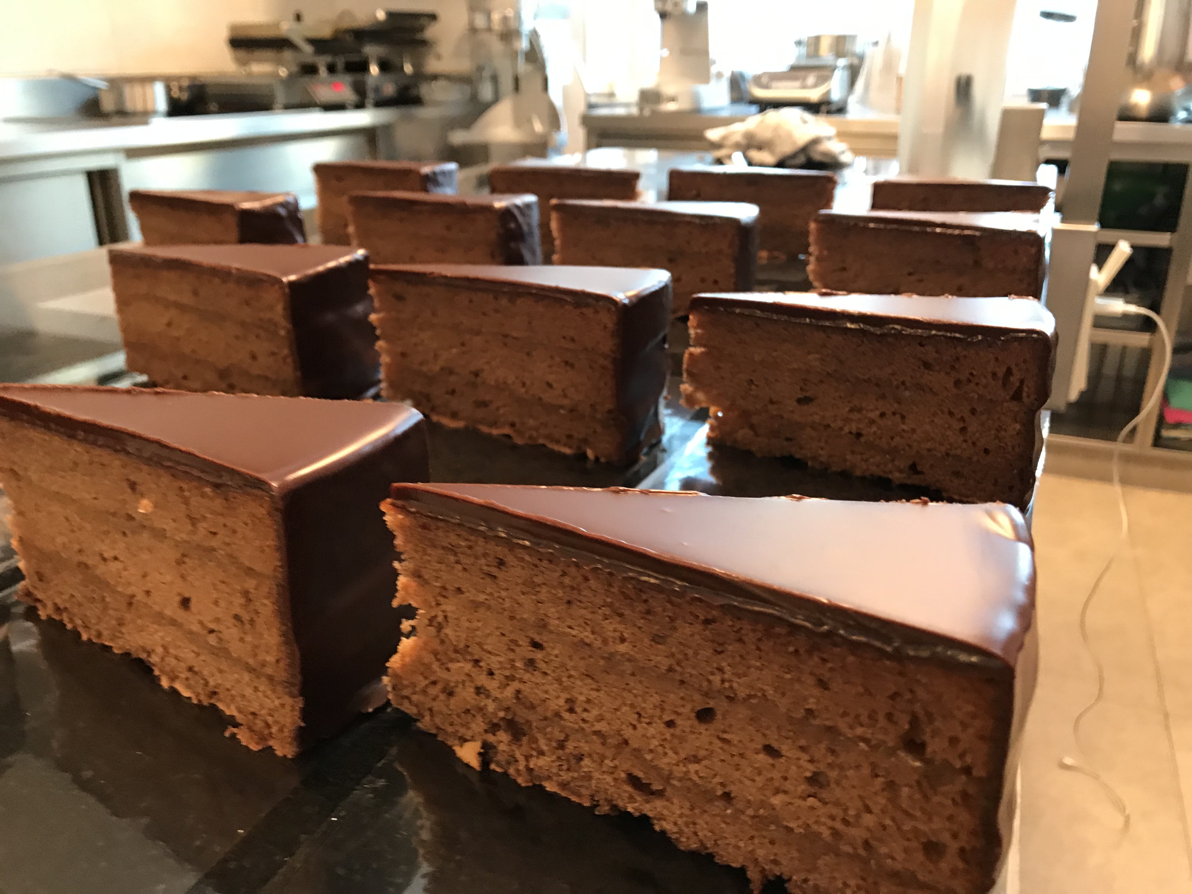 Händler - Hüttschlag - Sachertorte - Die Tortenmacherin e. U.