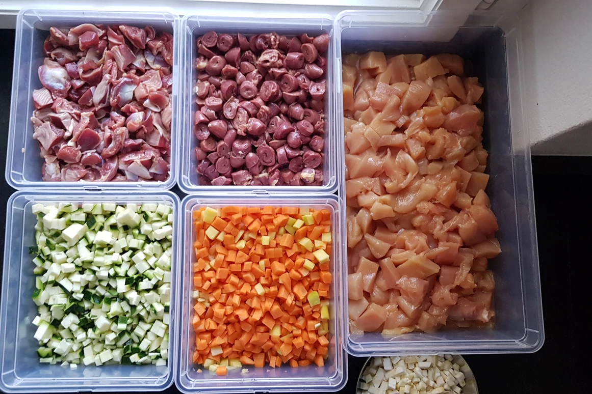 Direktvermarkter: Handgeschnittenes Fleisch und Gemüse - Duke of Foods e.U.