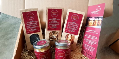 Händler - Salzburg-Stadt (Salzburg) - Geschenke-Kisterl, 3-er für Geburtstage, Ostern, Weihnachten und Besonderes - Duke of Foods e.U.