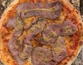 Wirtshaus: Roastbeef Pizza - Pizzeria Bella Italia