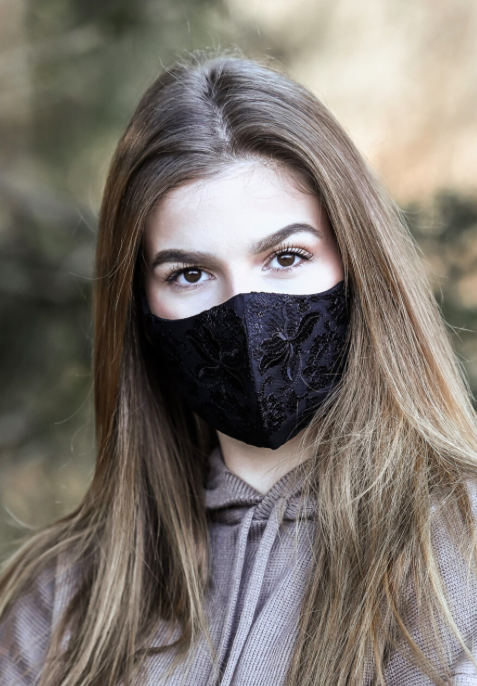 Mirabell Plummer by Tracy Hauenschild Produkt-Beispiele Frauen Corona Spitzenmaske – Schwarz