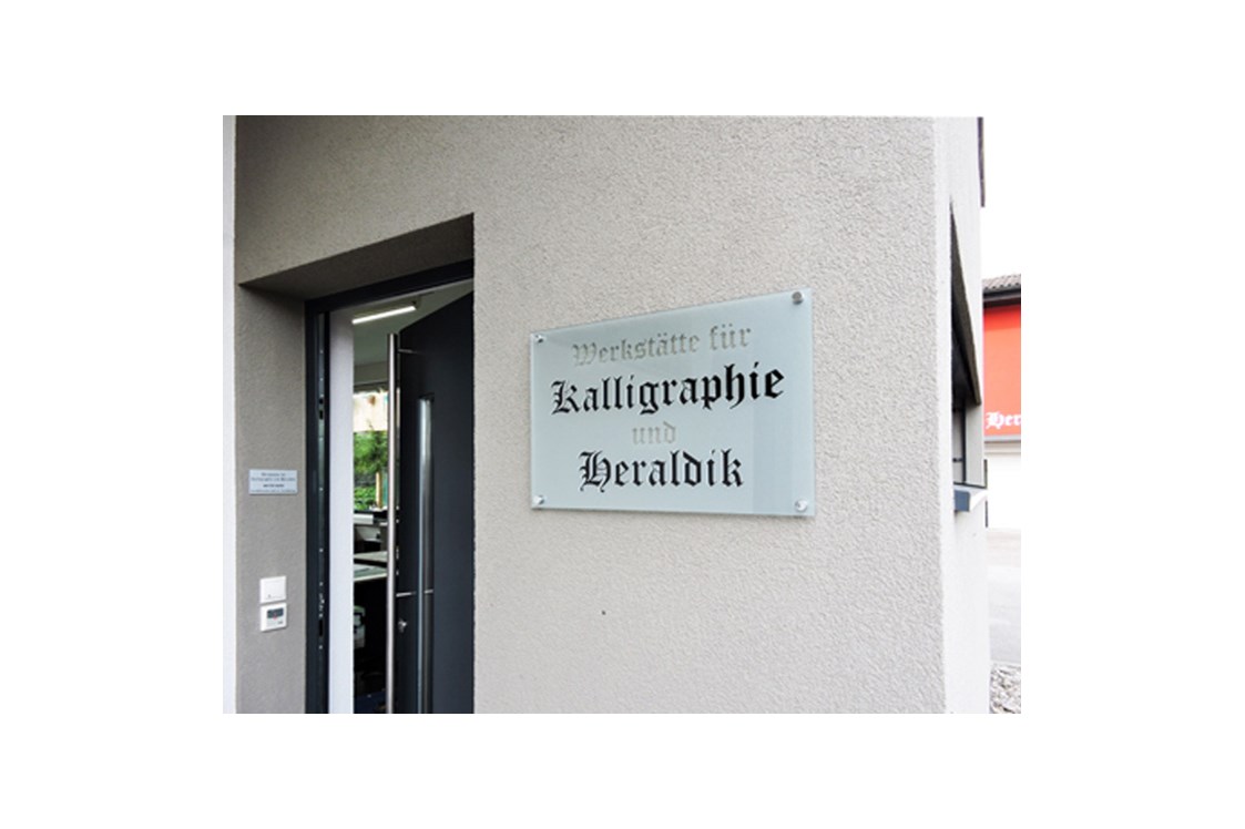 Direktvermarkter: Heraldik Atelier Werkstätte für Kalligraphie und Heraldik