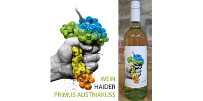 Händler - Burgenland - Primus Austriakuss. Frisch, spritzig und fruchtig mit belebender Säure und angenehmer Restsüße. - Wein Haider