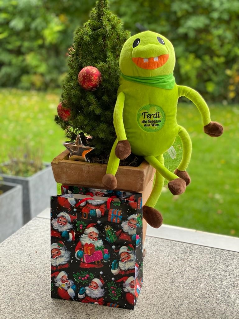 Unternehmen: Für jedes Kind der größte Traum, ein Ferdi unterm Weihnachtsbaum
(Größe 30 cm) - kuscheliges Stofftier - MMG Reblaus Marketing GmbH