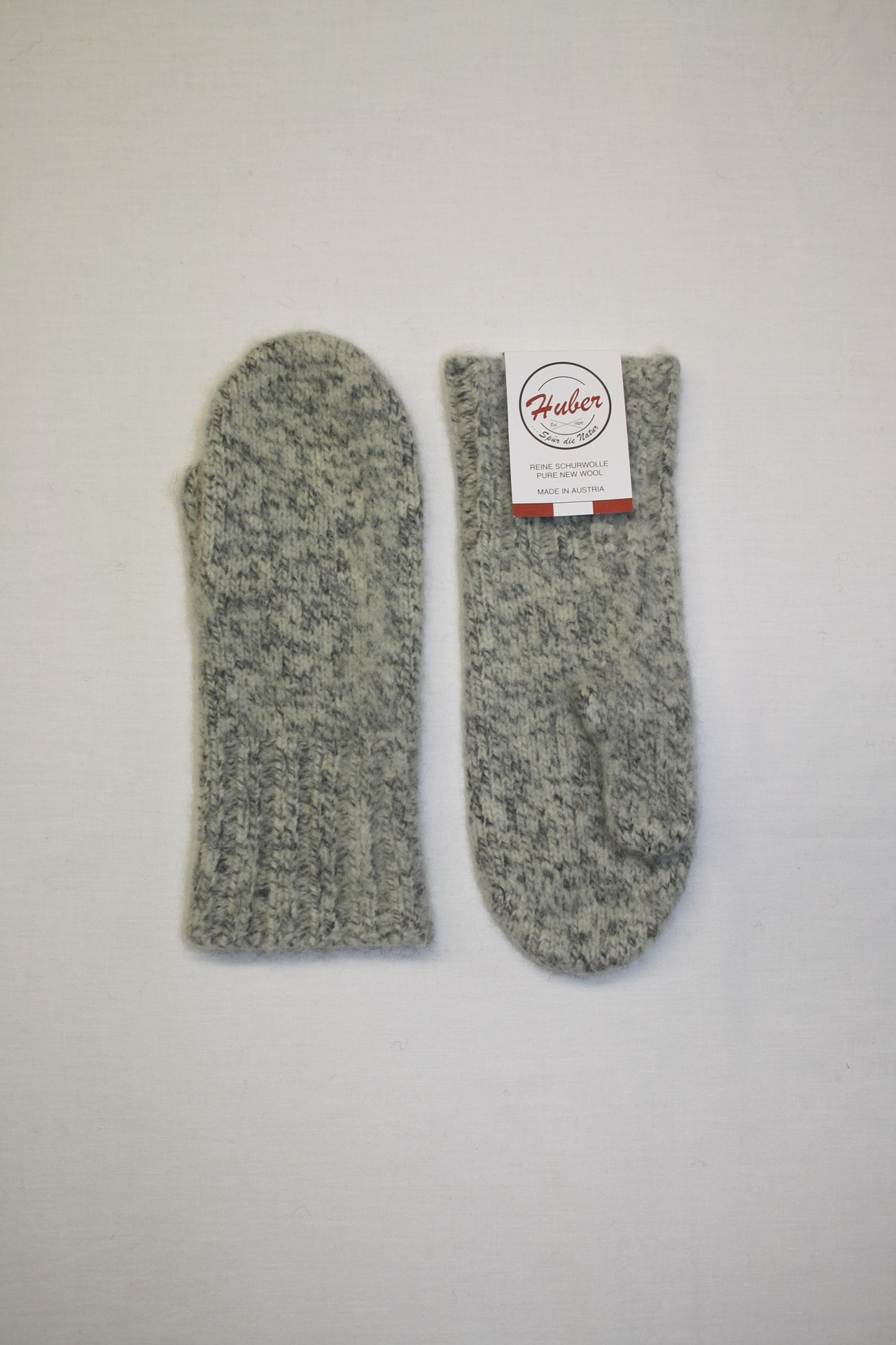 Huber Strick/Walkwaren    Wollwarenerzeugung Produkt-Beispiele Walkfäustling 