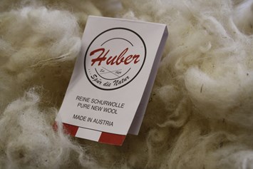 Unternehmen: Huber Strick/Walkwaren    Wollwarenerzeugung