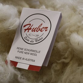 Unternehmen: Huber Strick/Walkwaren    Wollwarenerzeugung