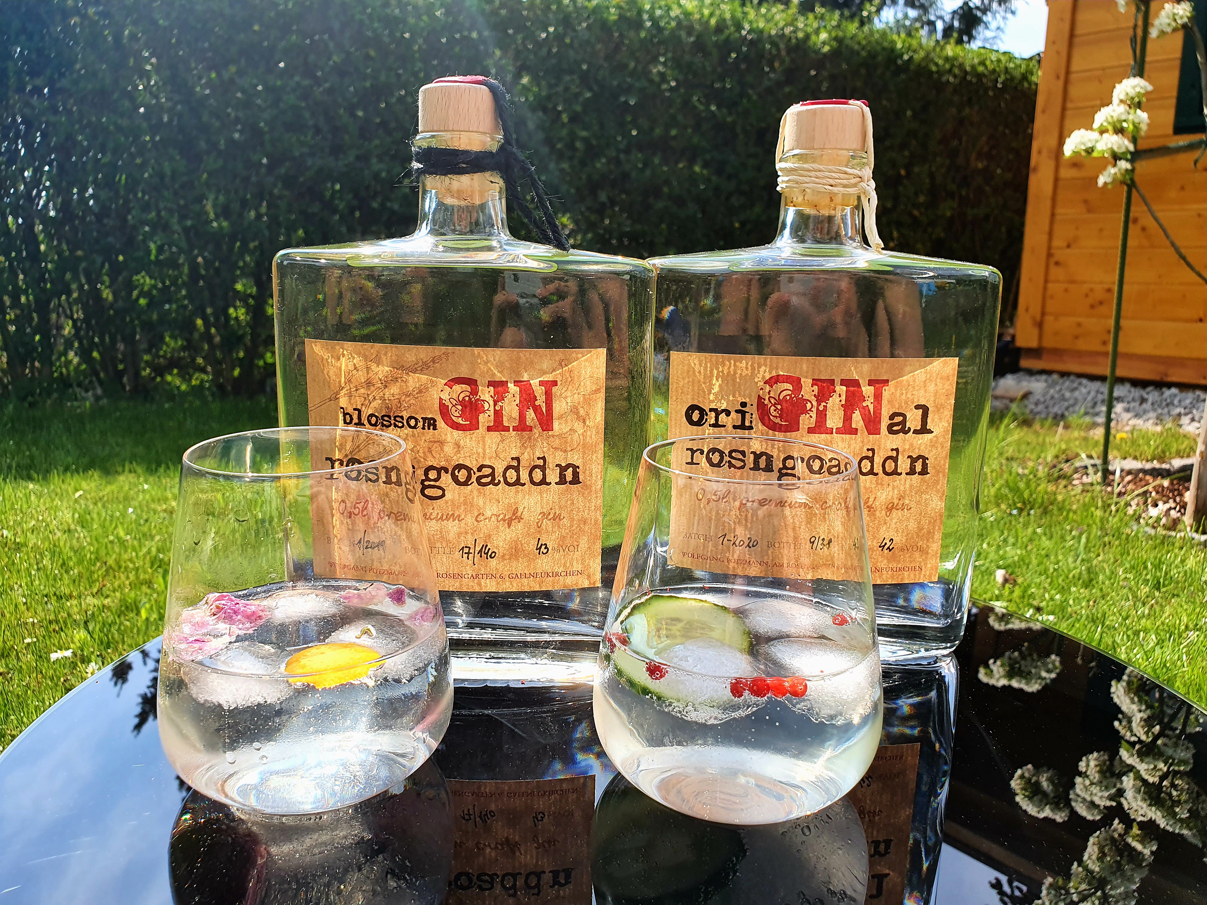 Händler - Oberösterreich - unsere 2 GIN-Sorten....
oriGINal rosngoaddn, London dry Gin mit ausgeprägter Fruchtnote
blossom GIN, London dry Gin mit Akzenten von Kräutern und Blüten - Potzmann Wolfgang
