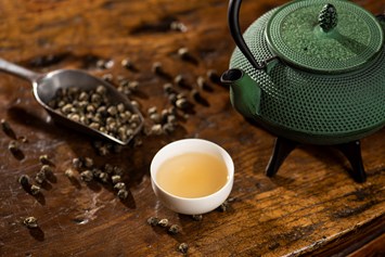 Unternehmen: Jasmin Pearl tea Dragon - JägerTEE Wiens ältestes Teefachgeschäft seit 1862