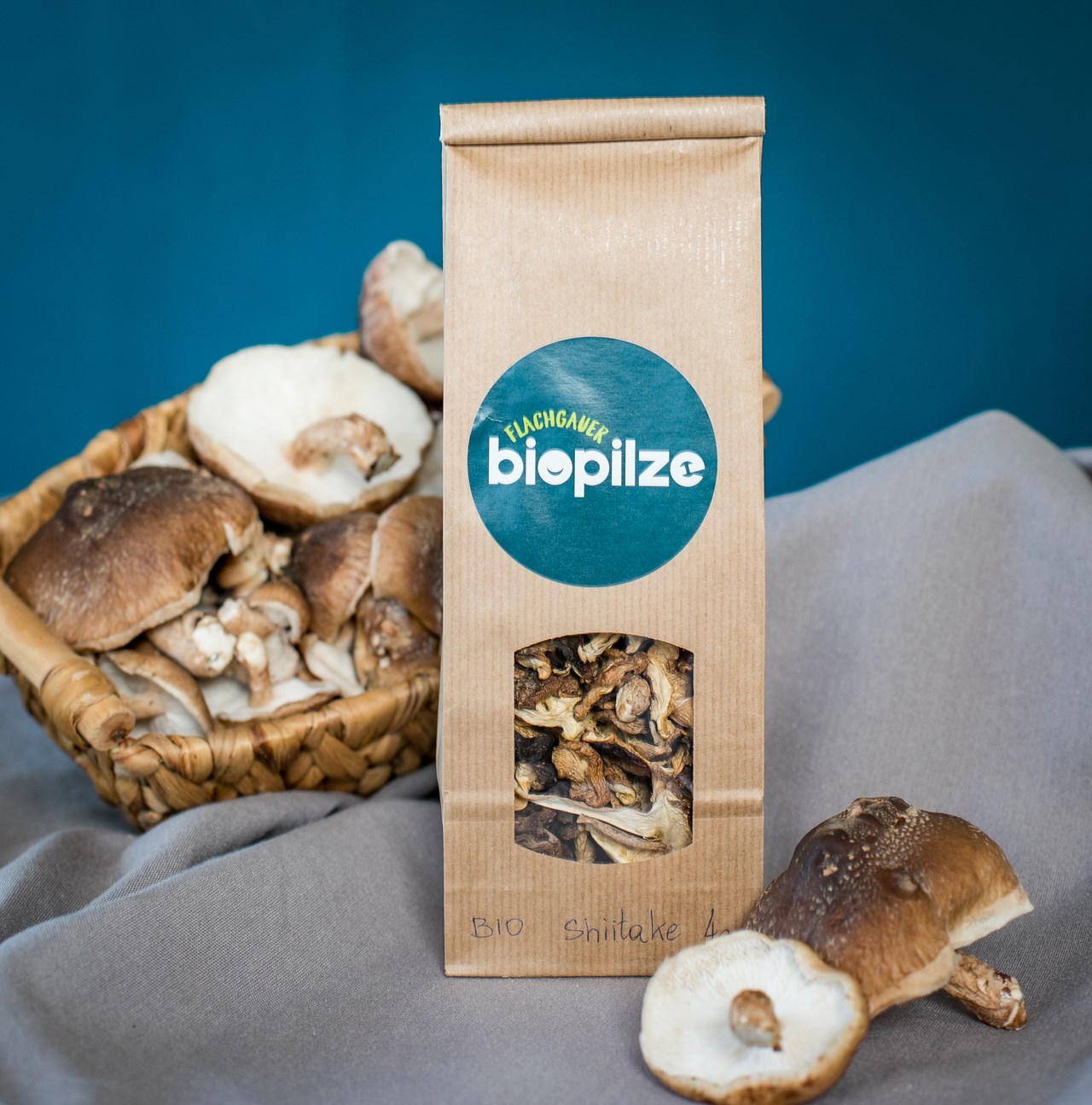 Flachgauer Biopilze Produkt-Beispiele Bio Shiitake Pilze getrocknet 40g