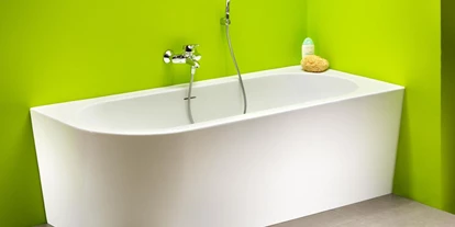 Händler - St. Veit an der Glan - Badewanne Modena Corner - www.badfaszination.com
