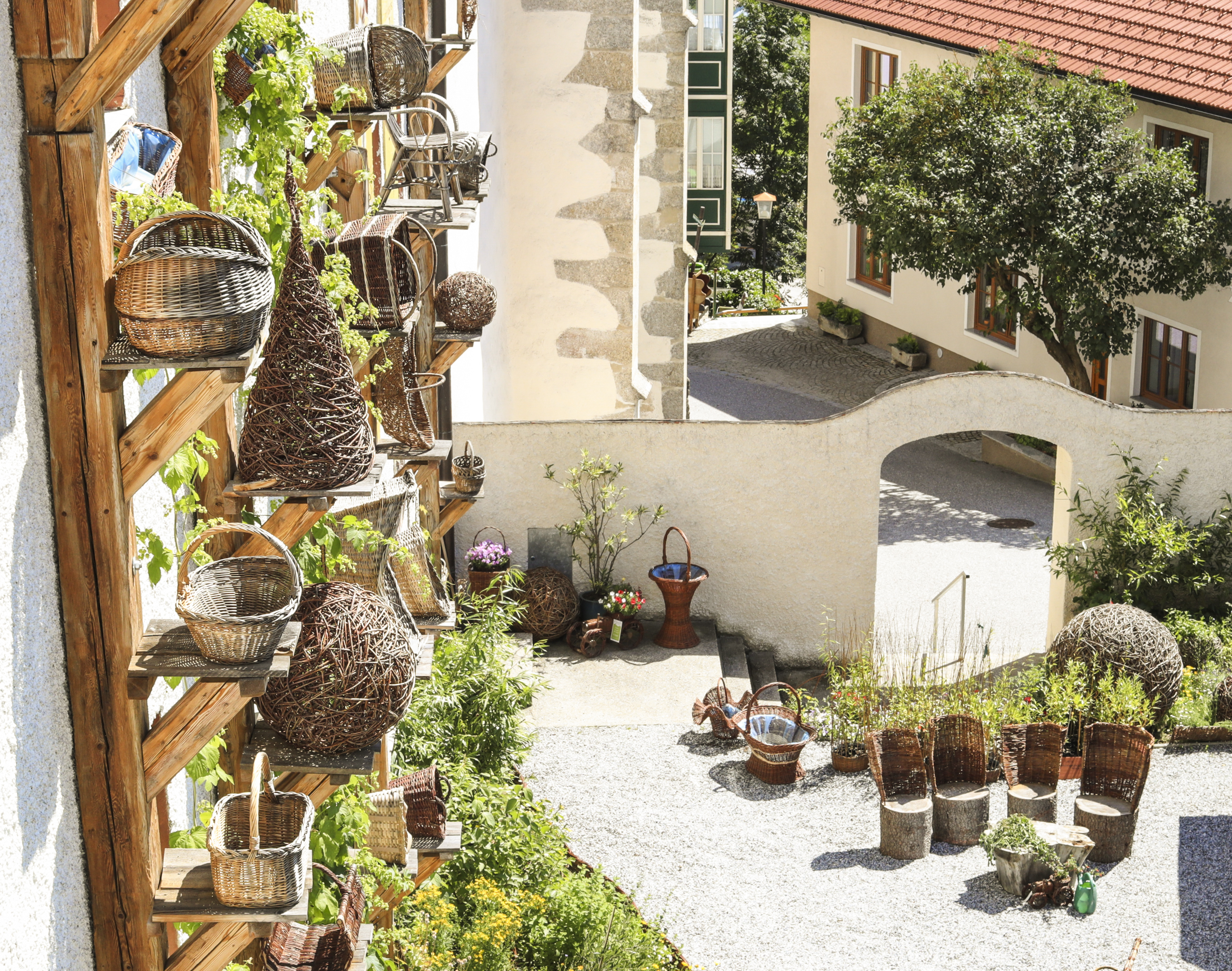 Kloster-Schul-Werkstätten Schönbach Produkt-Beispiele Korb.Garten