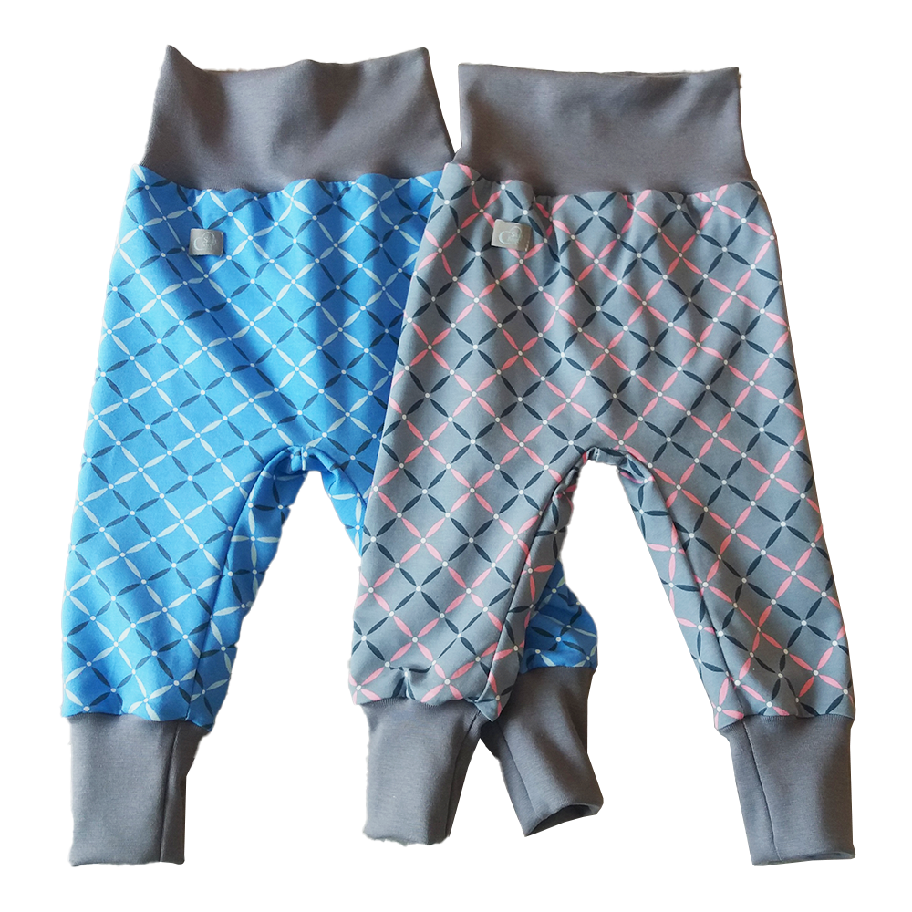 Inge'Schneider&Stickatelier Produkt-Beispiele Baby Pumphoserl