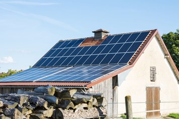 Betrieb: Photovoltaikanlage kaufen Gmunden bei natheat - natheat e.U.