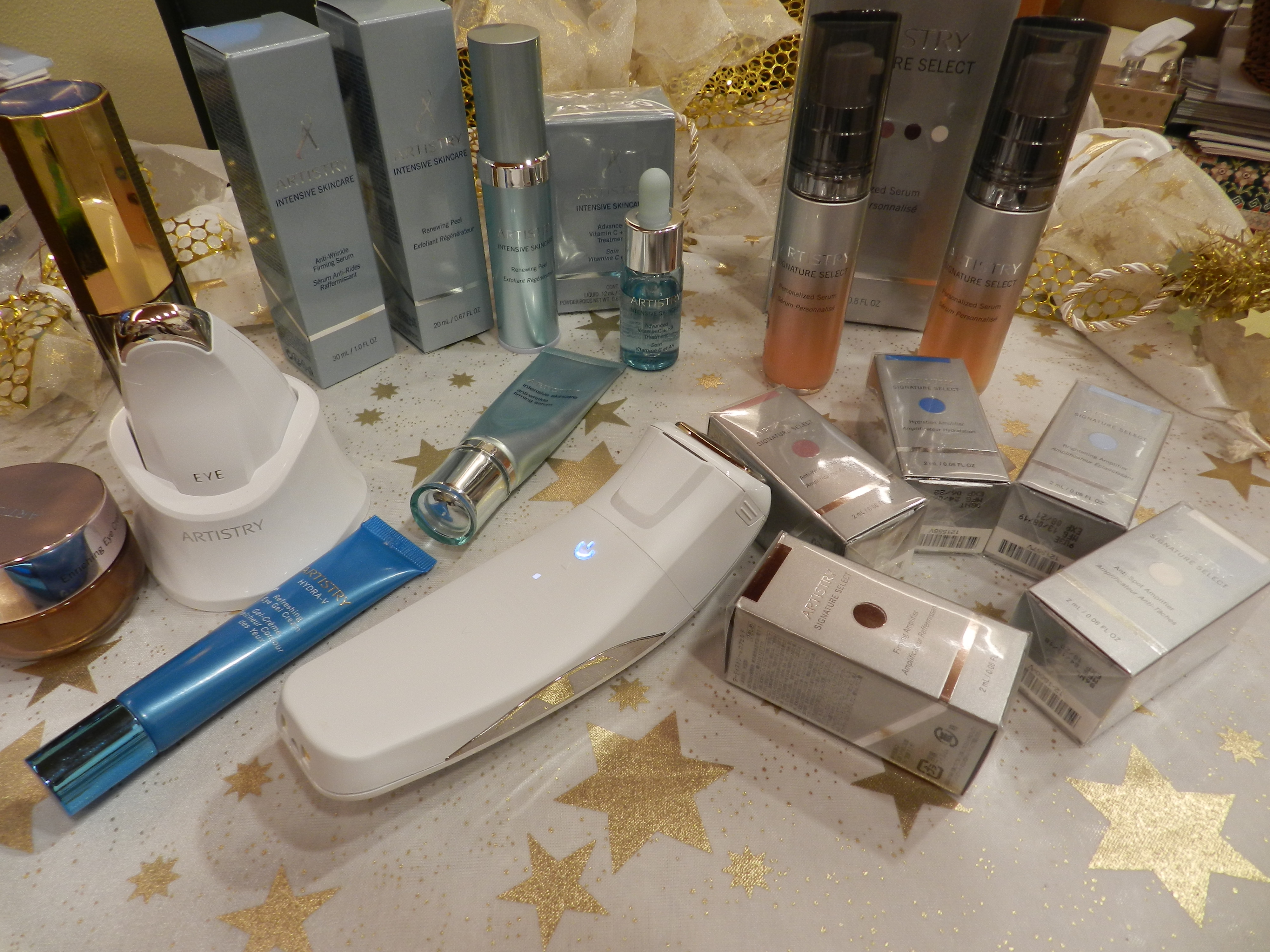 BEAUTY und WELLNESS - REGINA ARNOLD Produkt-Beispiele ARTISTRY