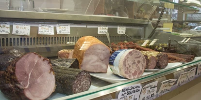 Händler - Industrieviertel - Wurst und Schinken, auch aufgeschnitten - Bio Laden Kredenz.me GmbH