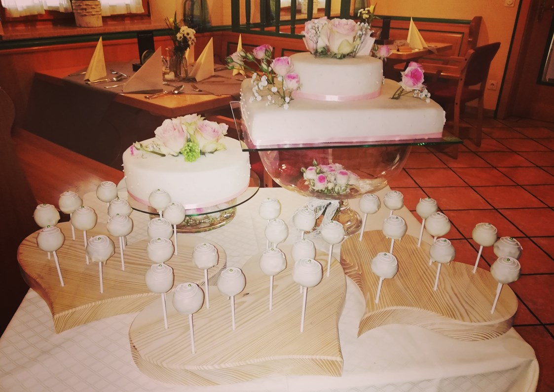 Unternehmen: Sweet Table, Hochzeitstorten Buffet - Zuckerbäckerei Padinger