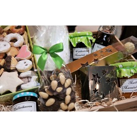 Unternehmen: Weihnachtsgeschenkskorb - Zuckerbäckerei Padinger