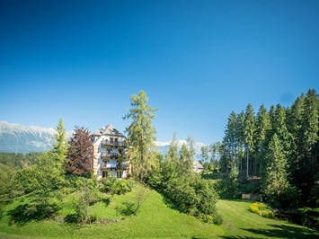 FIRST Kitzbühel Immobilien Leistungsübersicht Exklusive Immobilien wie Häuser und Wohnungen
