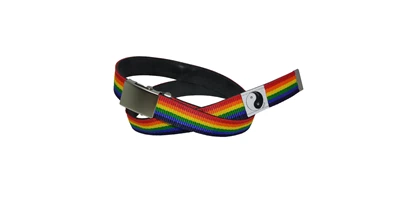 Händler - Wien-Stadt Wien - Willst Du einen super coolen Gürtel der schön bunt ist? Und dann soll er aber auch noch eine andere Seite haben und schlicht schwarz, aber gleichzeitig ein Eyecatcher sein? Dann entscheide Dich für „HüftBunt“ mit Fahrradschlauch! Diesen stylischen Gürtel ziert auf der einen Seite ein aussortierter Fahrradschlauch und auf der anderen ein buntes Band. Dreh ihn einfach auf die Seite die gerade am besten zu Deinem Outfit und der jeweiligen Situation passt. Jeder Gürtel ist ein Unikat, manche Schläuche sind bedruckt, manche nicht.   - nu-cycl - new & upcycled stuff