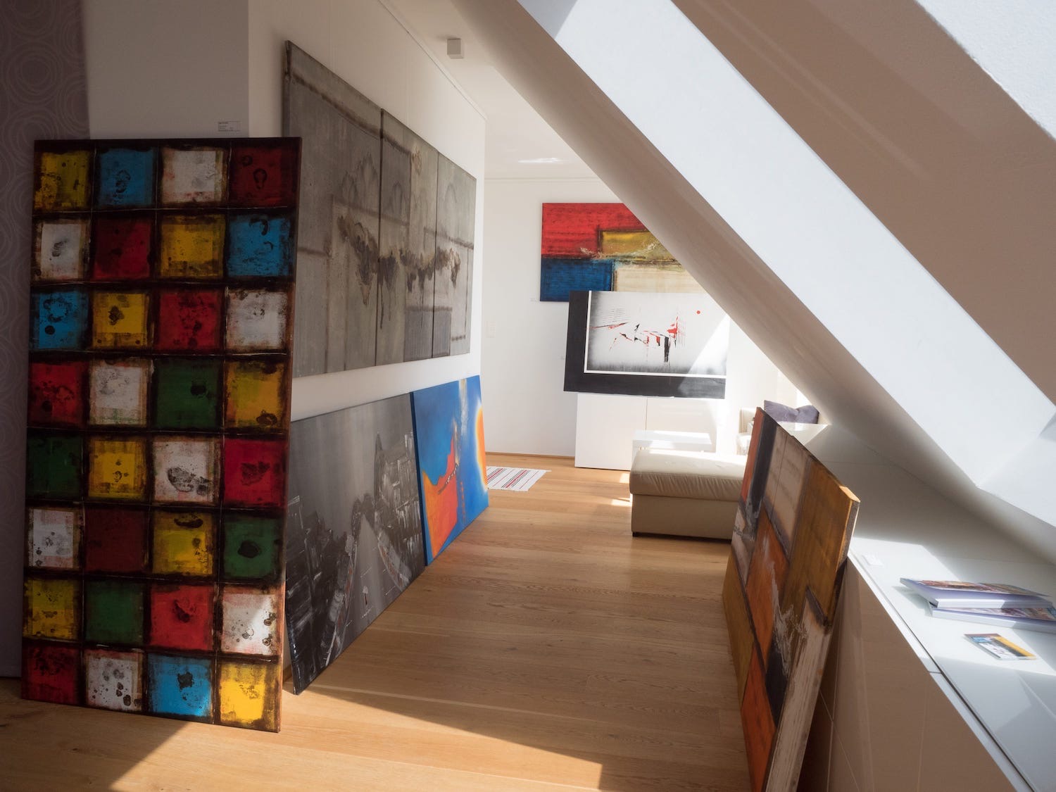 Händler - Wien-Stadt Döbling - Showroom - Happy Art