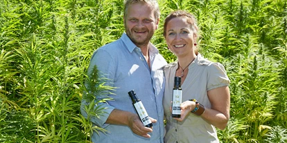 Händler - PLZ 4070 (Österreich) - farmgoodies - So entsteht das Gute!
Das sind Produkte direkt vom Bauern. Wir verbürgen uns für nachhaltige Qualität! Judith und Günther Rabeder - farmgoodies