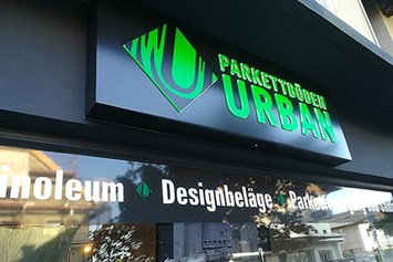 Unternehmen: Parkettböden Urban: Leuchtkasten - Agentur West - Manfred Salfinger