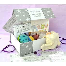 Unternehmen: Baby Zeitkapselbox - Feenstaub Papeterie & Grafikdesign