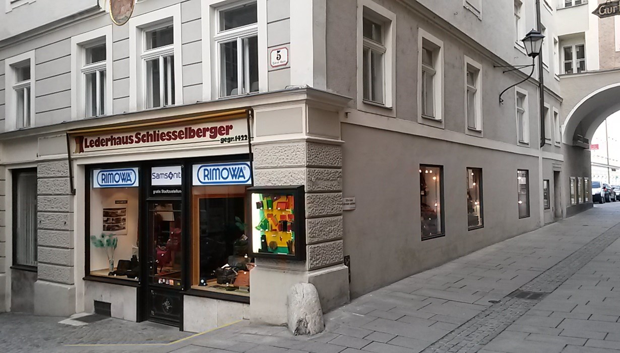 Lederwaren Schliesselberger Produkt-Beispiele Taschen, Koffer & Lederwaren