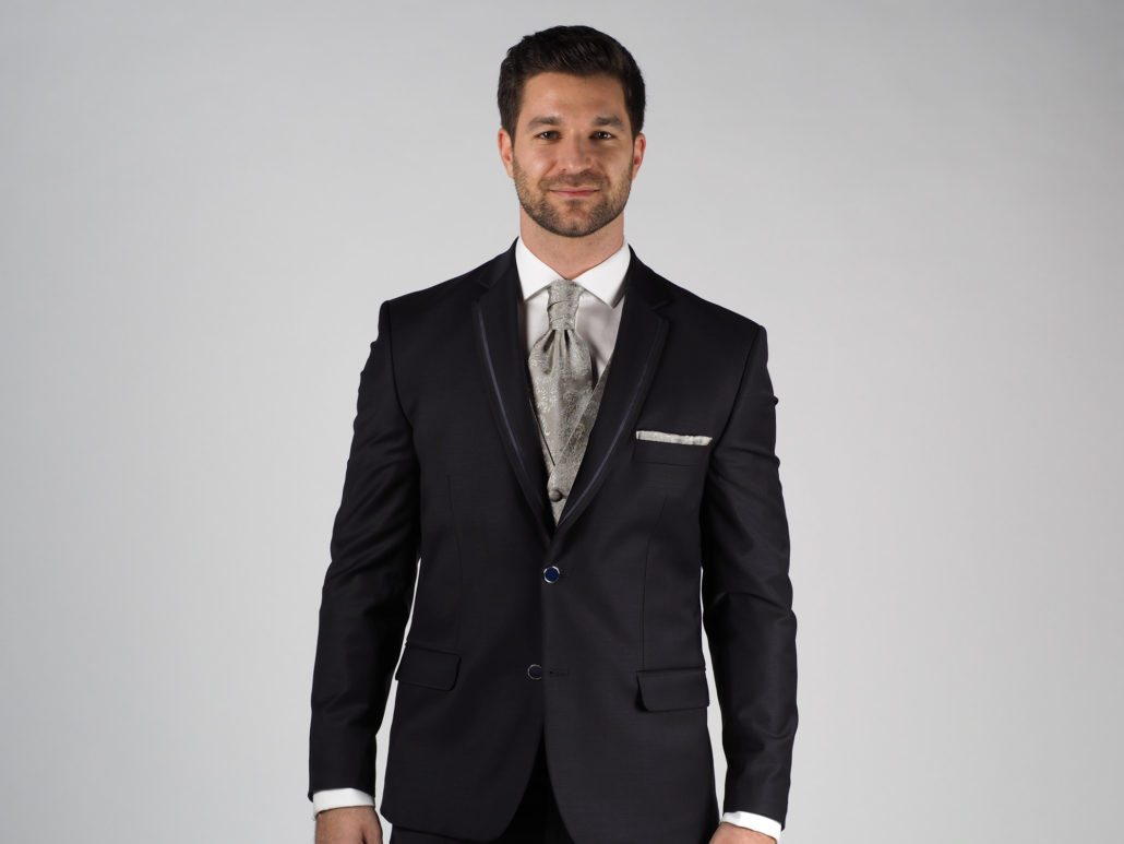 Mittermayr - Mein Wohlfühl-Modehaus Produkt-Beispiele Anzugabteilung